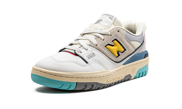 New Balance 550 Sea Salt Gelb