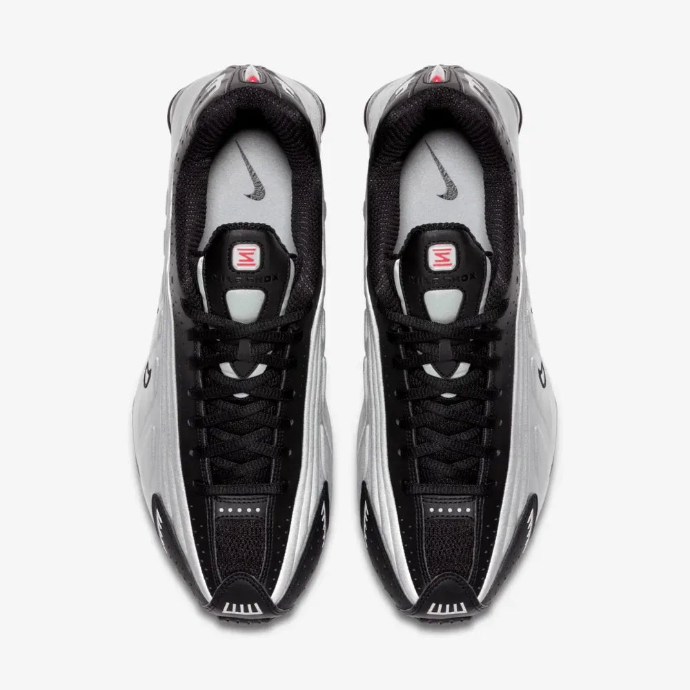Nike Shox R4 Schwarz Metallic Silber