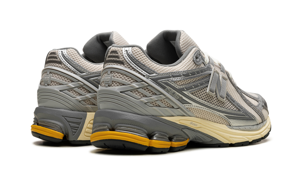 New Balance 1906R „Metallic Silver Yellow“