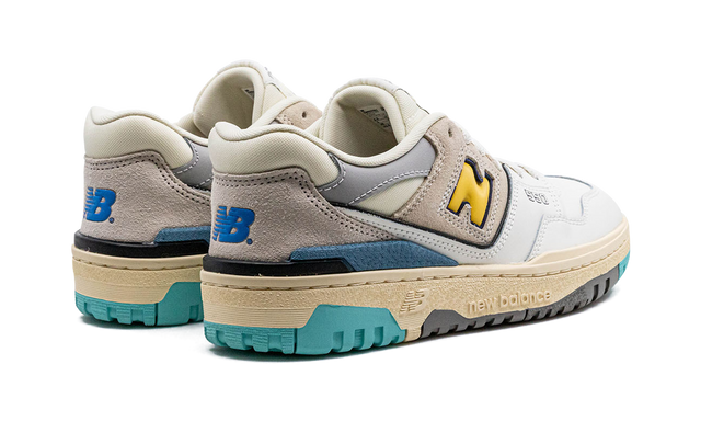 New Balance 550 Sea Salt Gelb