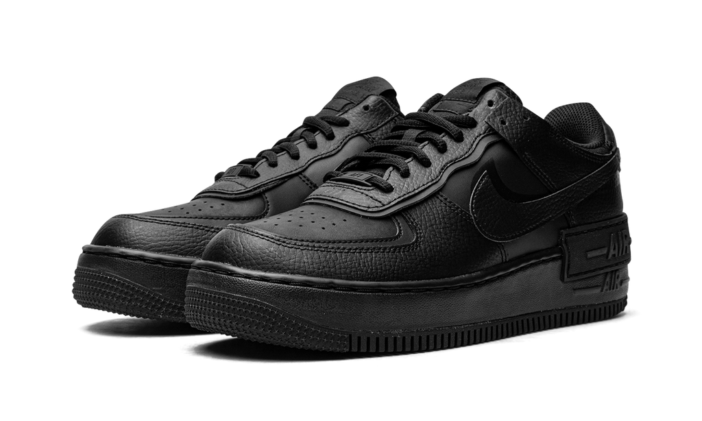 Nike Air Force 1 Low SHADOW WMNS „Triple Black“