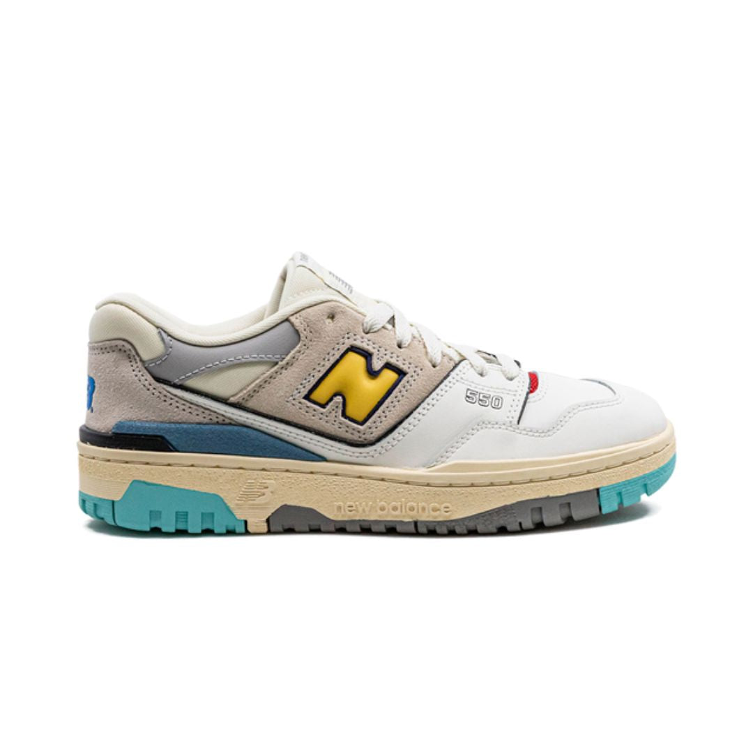 New Balance 550 Sea Salt Gelb