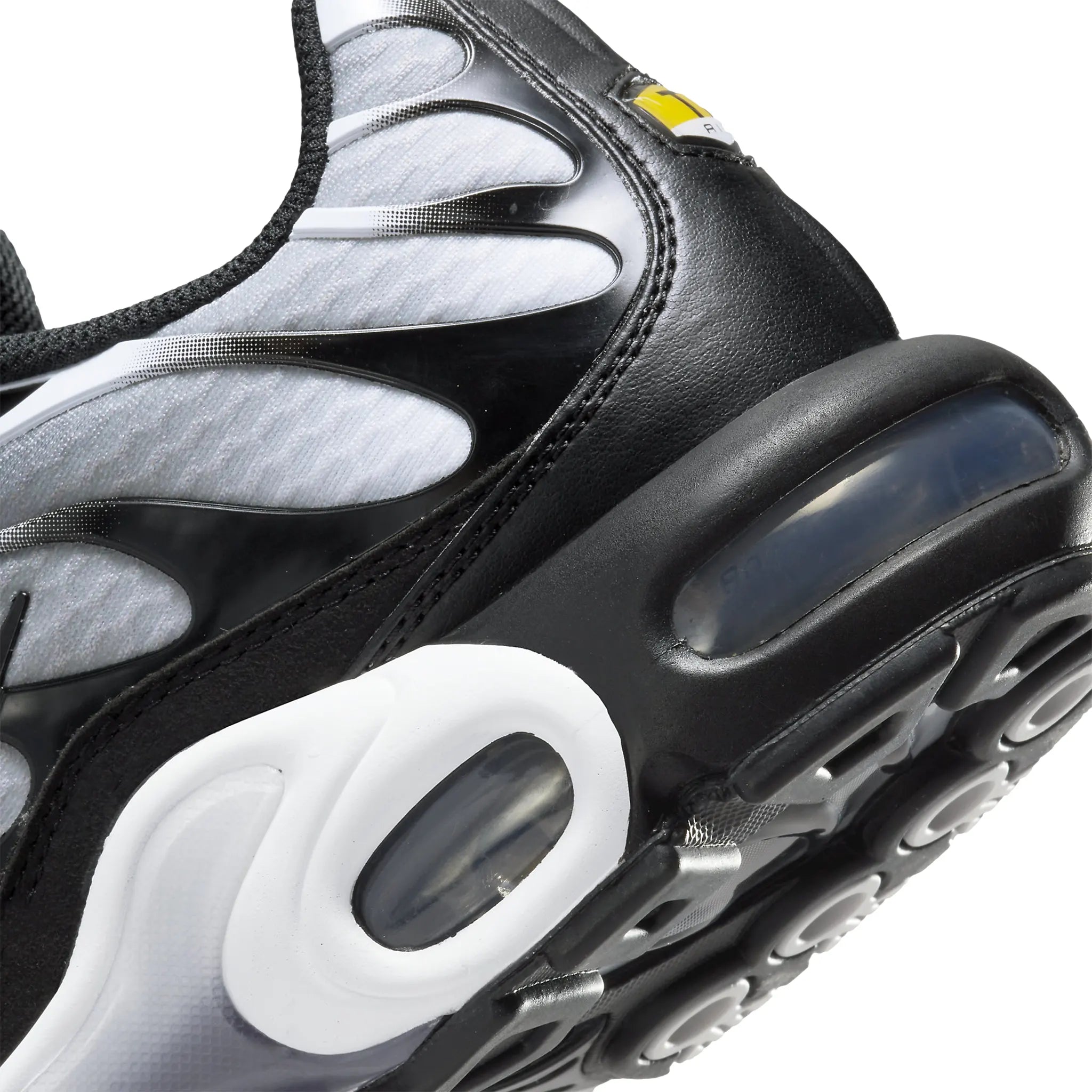 Nike TN Air Max Plus Schwarz Metallic Silber