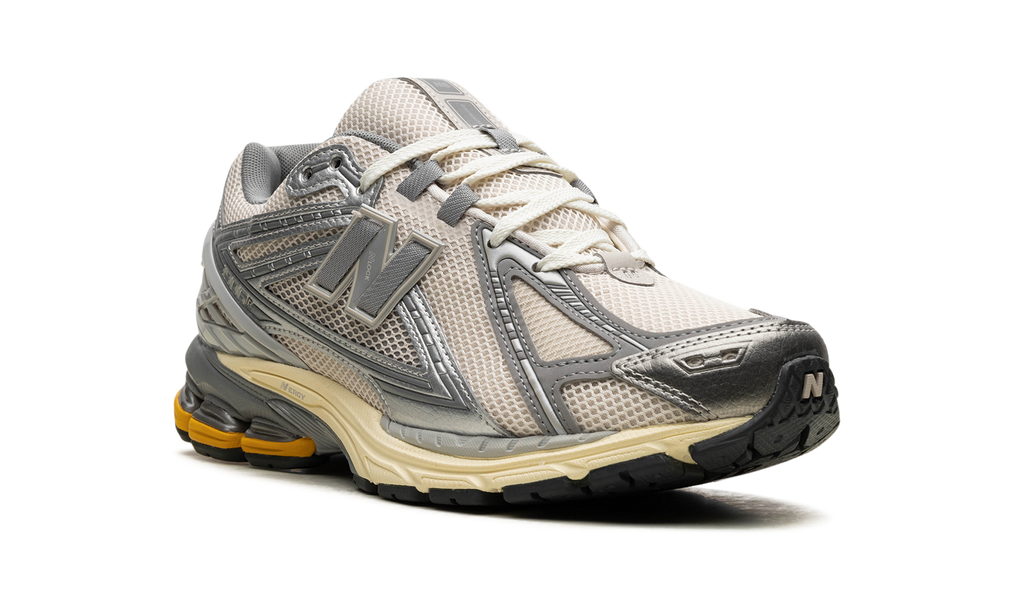 New Balance 1906R „Metallic Silver Yellow“