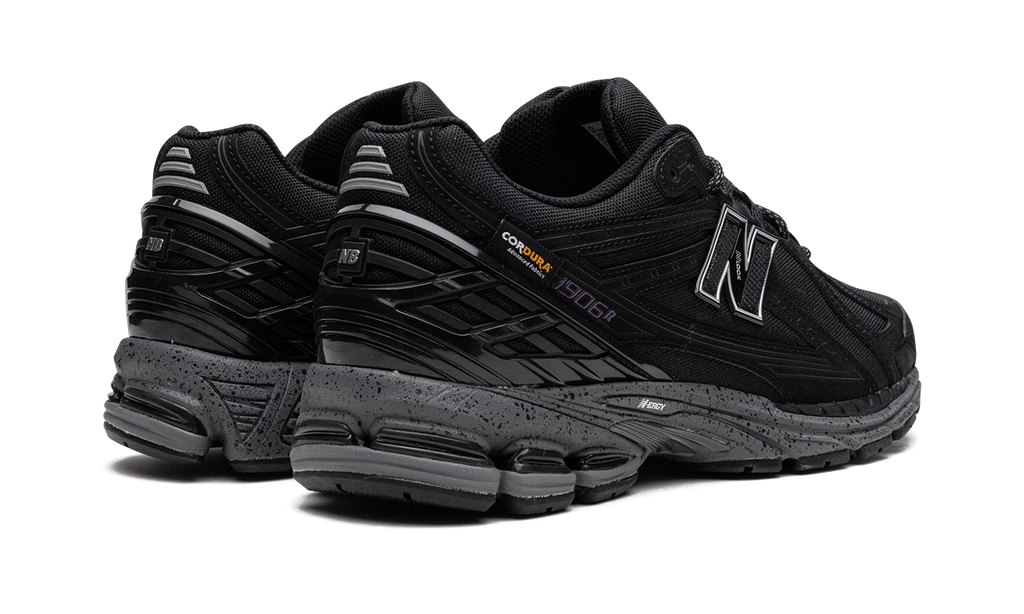 New Balance 1906R „Cordura Pocket Black“