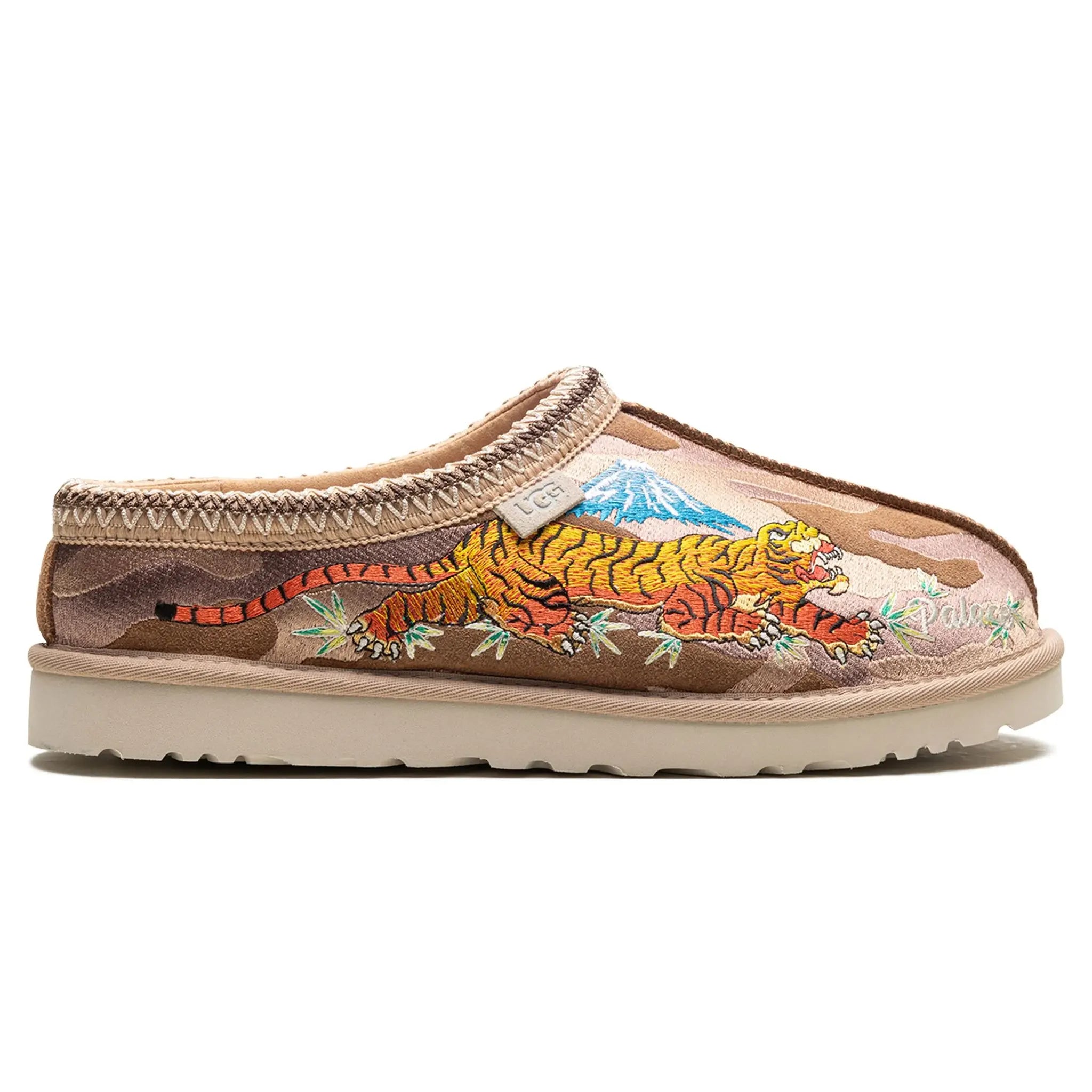 Palace x UGG Tasman Chestnut Camo Hausschuhe