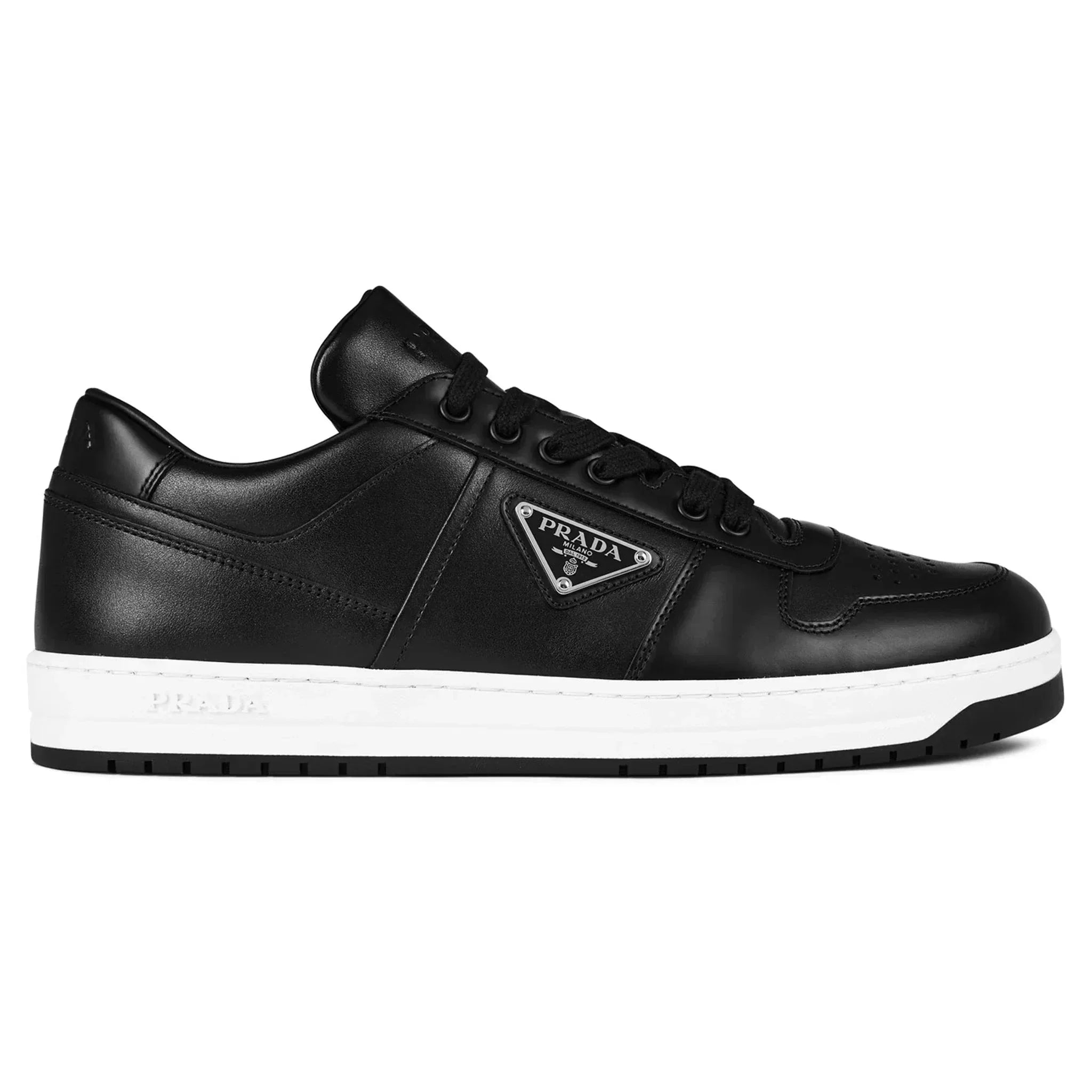 Prada Downtown Low-Top-Sneaker aus Leder in Schwarz
