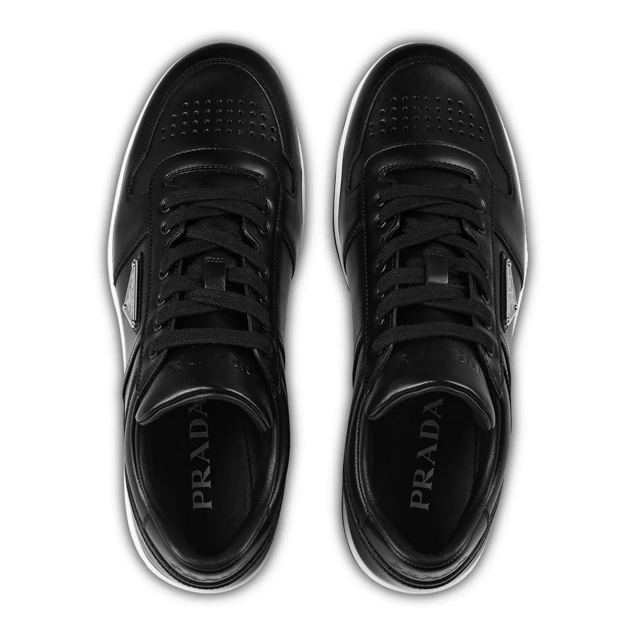 Prada Downtown Low-Top-Sneaker aus Leder in Schwarz