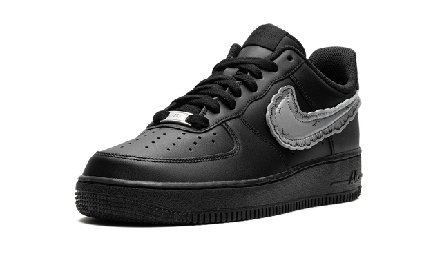 Nike Air Force 1 Low „KAWS x Sky High Farms – Black“